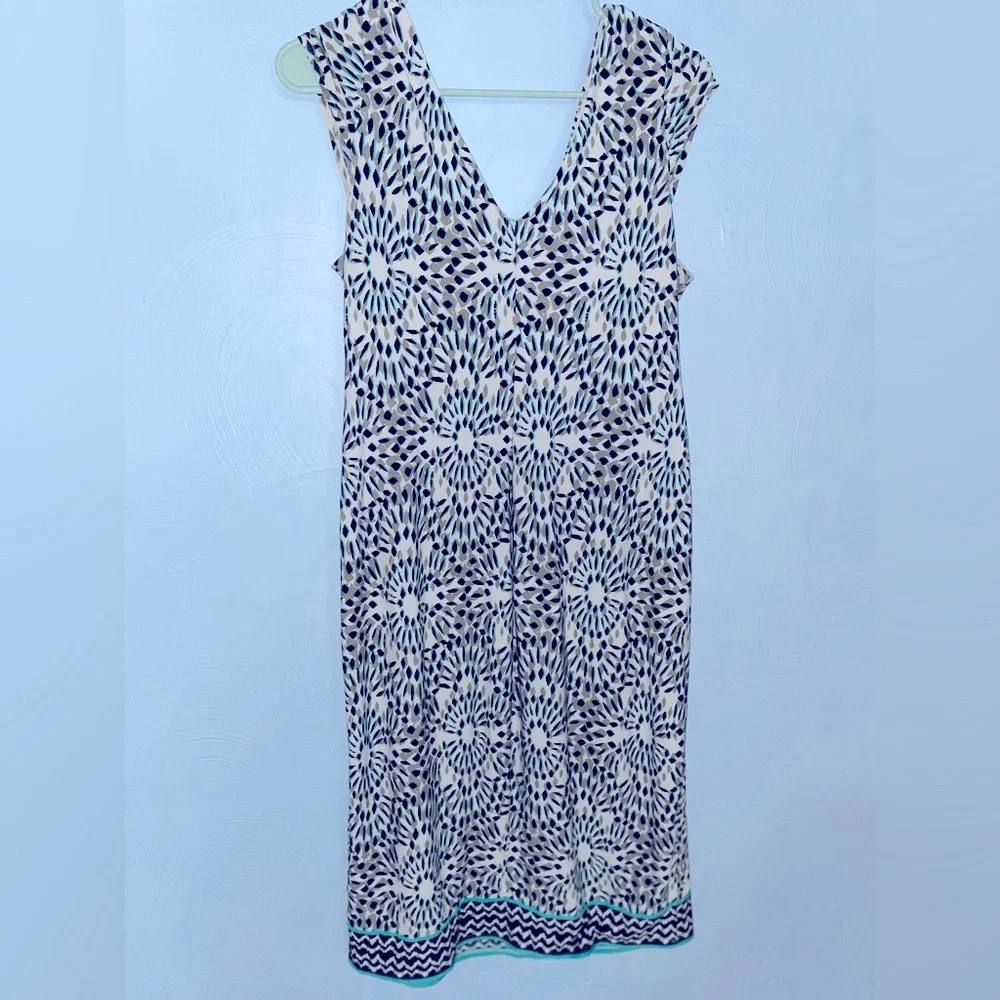 Women’s Size Medium Motherhood Maternity Sleeveless Ruched Dress - Picture 3 of 3